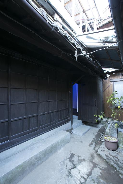 Art House Project The Row House Of Hamawaki Hotel Beppu Bagian luar foto